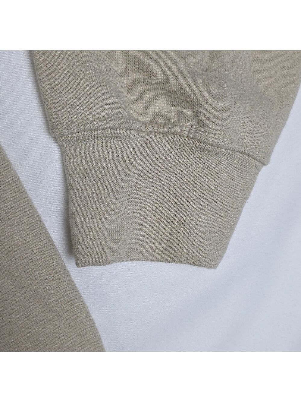 Hockey Beige Crewneck Sweatshirt with Red Car Graphic Small - Picture 4 of 10